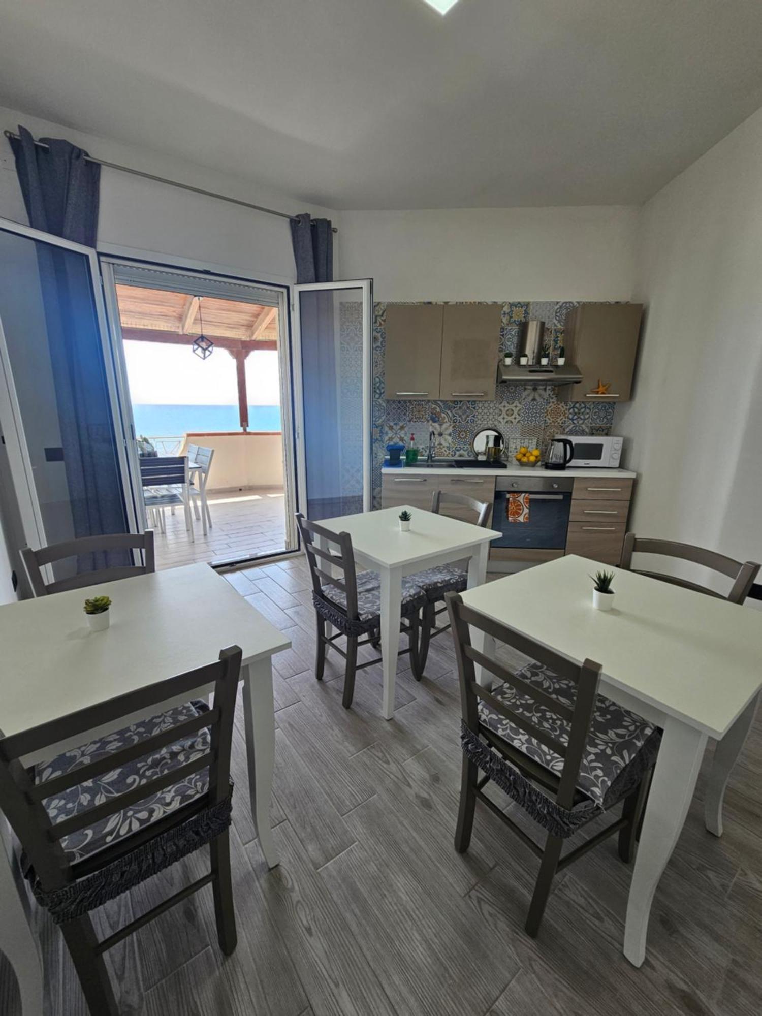 Frontemare Locazione Turistica Hotel Porto Empedocle Buitenkant foto
